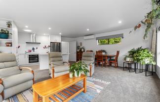 15 Garden Court, Woodhill