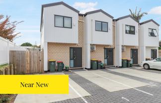 8a Rainbow Place, Manurewa