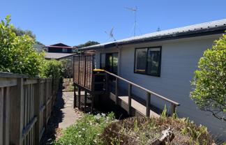1297 Papamoa Beach Road, Papamoa