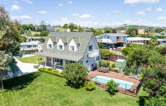 32 Lucknow Road, Havelock North