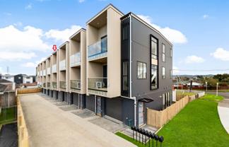 4/4 Toru Street, Te Atatu Peninsula