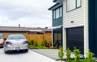 43C Beach Road, Pahurehure