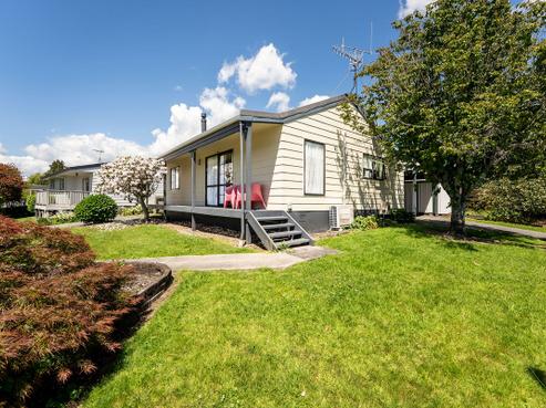 104 Windermere Drive, Poike