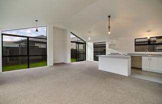 35 Risinghurst Terrace, Lower Shotover