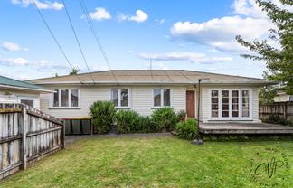 37 Sutton Crescent, Papakura