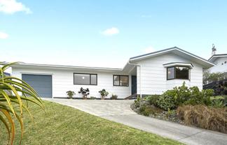 14 Frances Street, Waikanae Beach