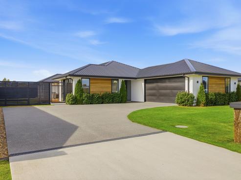 9 Merino Crescent, Amberley