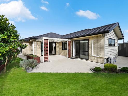 67 Stan Heather Drive, Deanwell