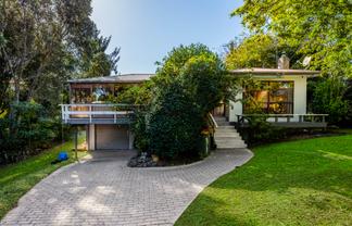 13B James Road, Manurewa