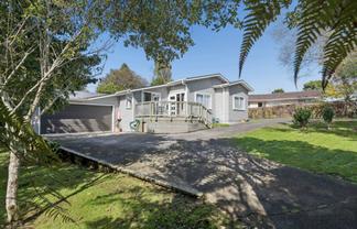 13 Chibnall Place, Conifer Grove