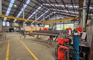 Large Engineering Workshop FOR LEASE!