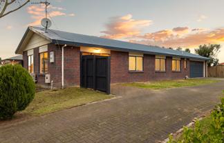 9 Catalina Drive, Melville