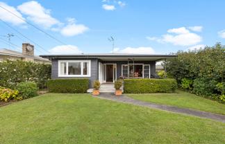 9 Sandwich Road, Saint Andrews