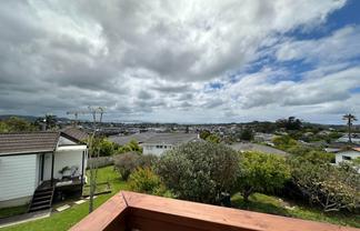 5 Panorama Court, Red Beach