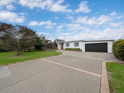 49 Kurnell Drive, Botany Downs