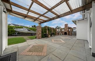 49 Kurnell Drive, Botany Downs