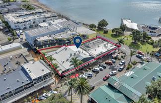 Rare Waterfront Investment – Paihia