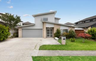 10 Coolaghy Drive, Flat Bush