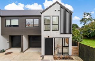 7/27 Taikata Road, Te Atatu Peninsula