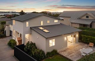 30 Rarangi Road, Saint Heliers