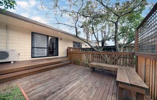 2/191 Don Buck Road, Massey