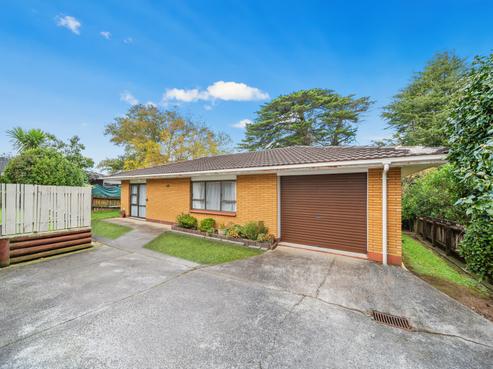2/33 Gills Avenue, Papakura