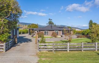 418 Tararua Road, Levin