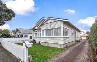 32 Rangiatea Road, Epsom
