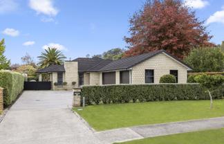 14 Bronte Place, Cambridge