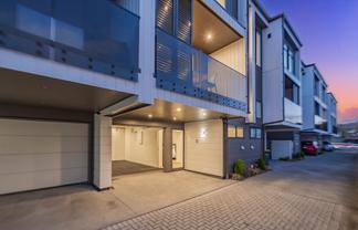 6/51 Mount Smart Road, Onehunga