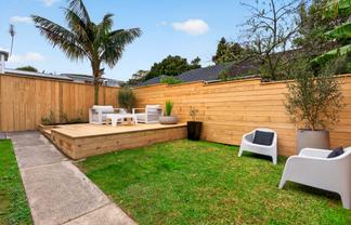 2/1 Ngaio Street, Takapuna