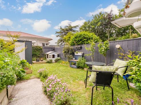 7/2 Ararino Street, Trentham
