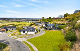 95 Oak Road, Poraiti