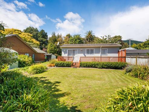 12 Wi Pere Street, Manakau