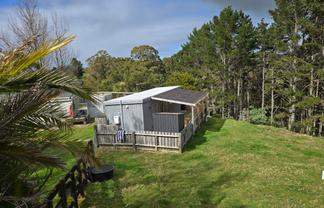 317 West Road, Brookby