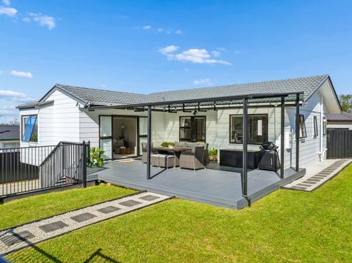 43 Athena Drive, Totara Vale