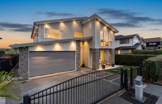 11 Tawatawa Street, Long Bay