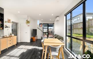 4E Whakatupu Road, Flat Bush