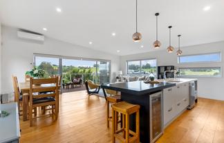 10 Stile Place, Pukekohe