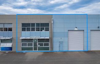 Modern Warehouse & Office in Casebrook
