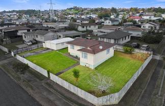 24 Dissmeyer Drive, Clover Park