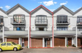 9/17A Delta Avenue, New Lynn
