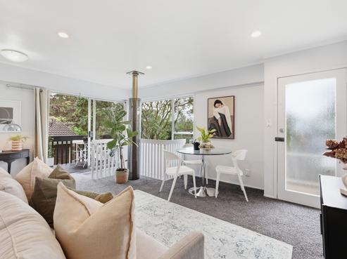 2/12 Mahuta Grove, Northcote