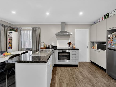 186 Lincoln Road, Addington