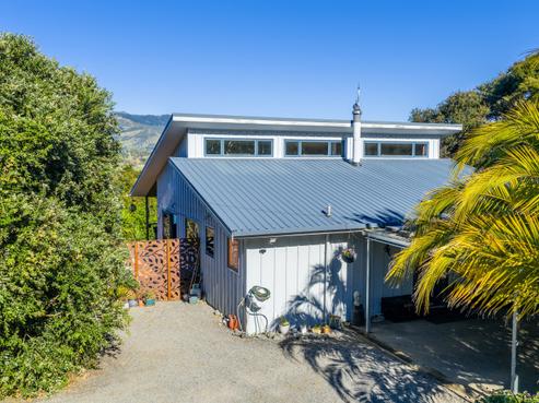 210A Bells Road, Takamatua