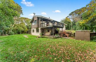 8 Iberia Place, Lynfield