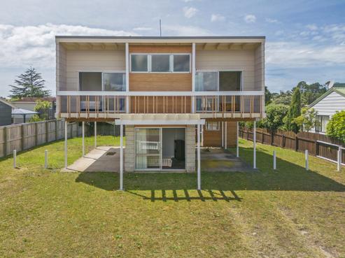 15 Sheppard Avenue, Pauanui