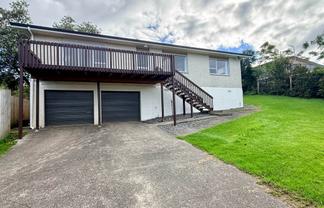 13 Eagle Place, Red Beach