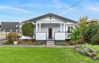 110 Lynwood Road, New Lynn