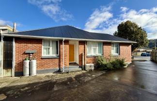 5 Johnston Grove, Taita